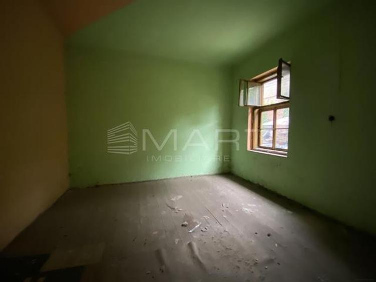 Apartament cu 5 camere în Turnișor