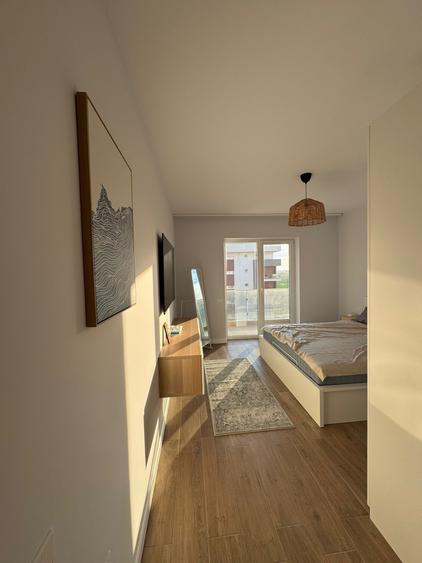 Apartament cu 3 camere, mobilat în Apărătorii Patriei