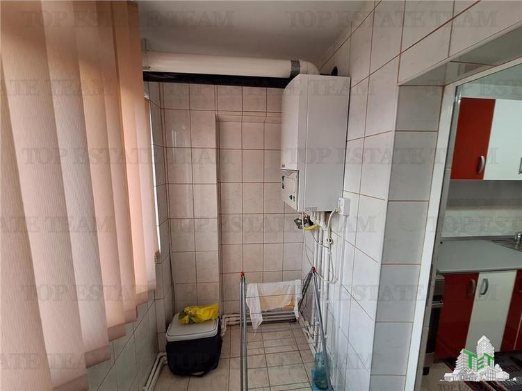 Apartament cu 2 camere decomandat, mobilat în Viziru 1