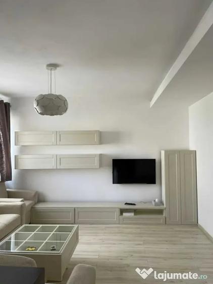 Apartament cu 2 camere decomandat în Zorilor