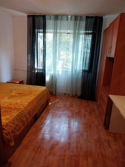 200 euro, garsoniera Nicolina - 2