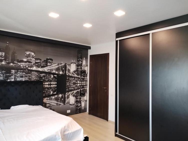 Casă individuală cu 5 camere decomandat cu Piscina în Andronache
