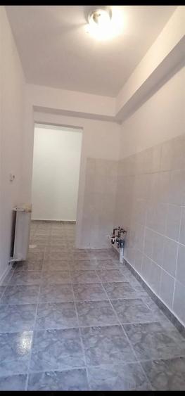 Garsonieră decomandată în Drumul Taberei