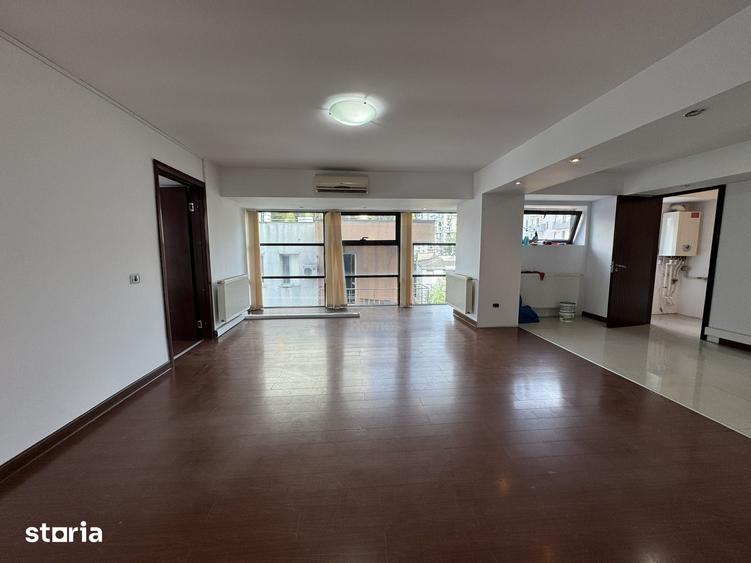 Spațiu comercial, de 130 mp, în Unirii