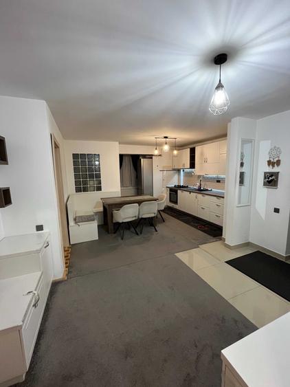 Apartament cu 2 camere în Aurel Vlaicu