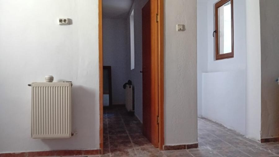 Casă cu 2 camere cu Teren 103 Mp în Iancului
