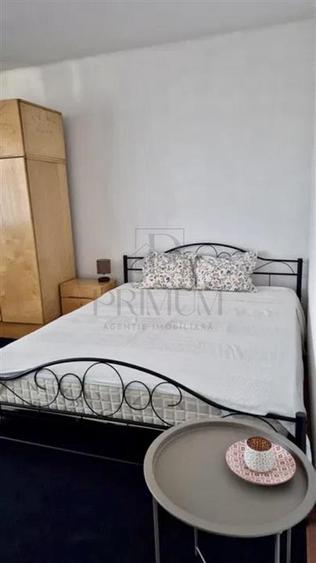 Apartament cu 2 camere decomandat, mobilat în Ultracentral