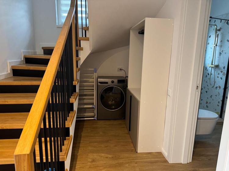 Duplex cu 5 camere cu Canalizare în Florești