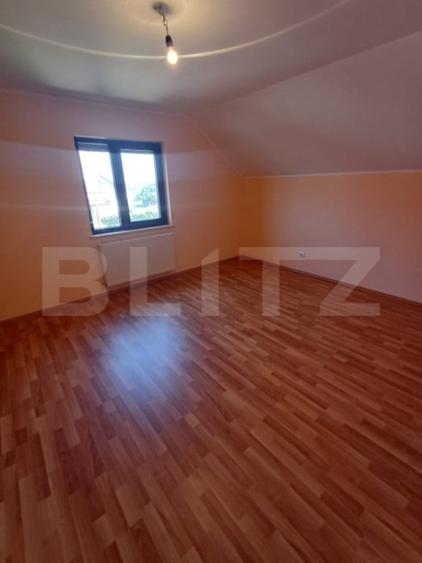 Casă cu 4 camere cu Teren 353 Mp în Sfântu Ilie