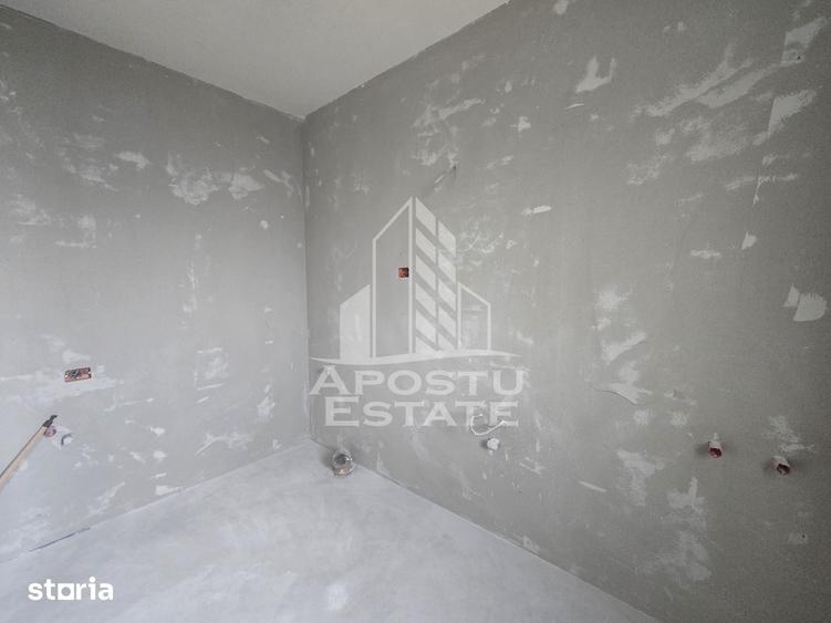 Casă cu 4 camere cu Teren 320 Mp în Șag