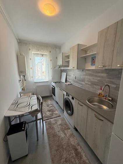 Apartament cu 2 camere decomandat în Militari