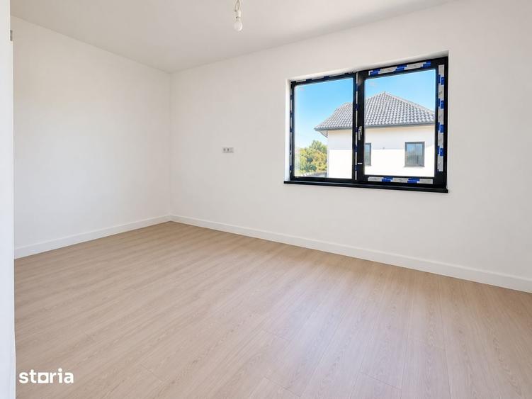 Casă cu 4 camere cu Teren 200 Mp în Central