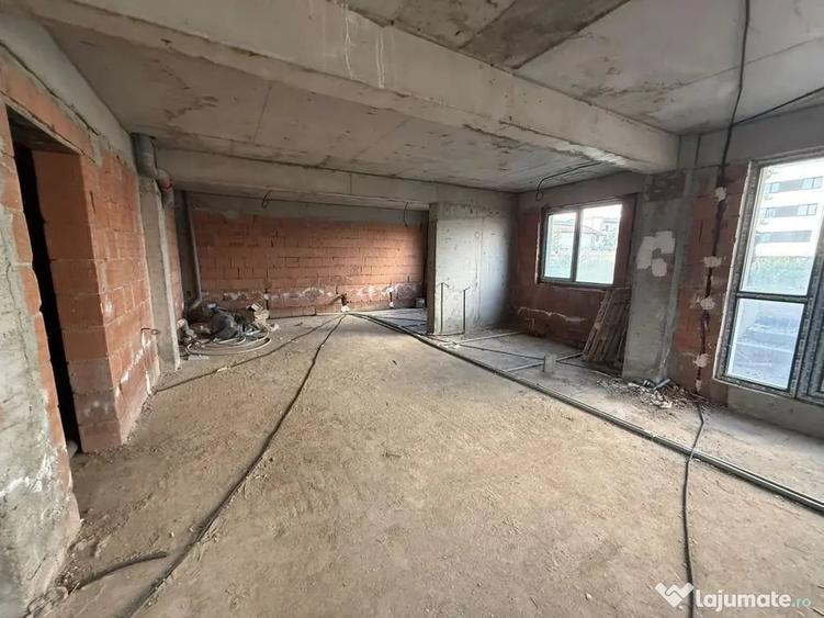 Spa?iu comercial | 151 mp utili | Demisol inalt | Milit... - 5