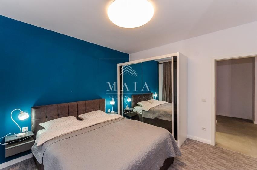 Apartament cu 2 camere decomandat, mobilat în Central