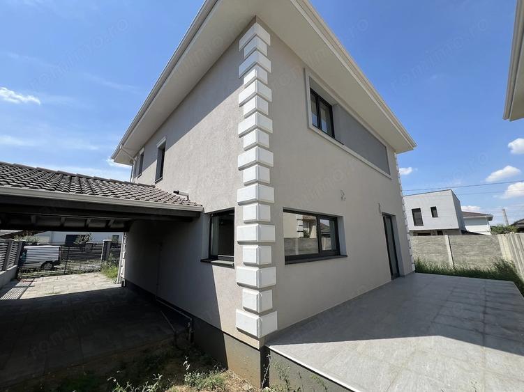 Casă cu 5 camere cu Teren 300 Mp în Chișoda
