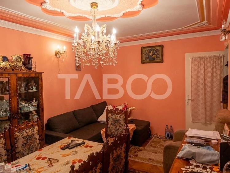 Apartament cu 4 camere de vanzare la etajul 1 in zona Vasile Aaron - 9