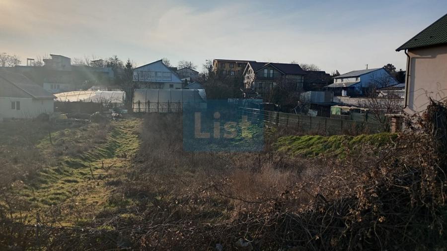Teren intravilan de 1020 mp, în Periferie