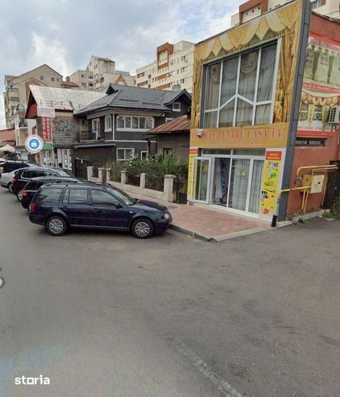 Spațiu comercial, de 100 mp, în Ultracentral