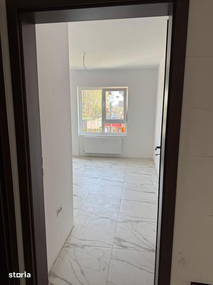 Apartament cu 2 camere decomandat în Apărătorii Patriei