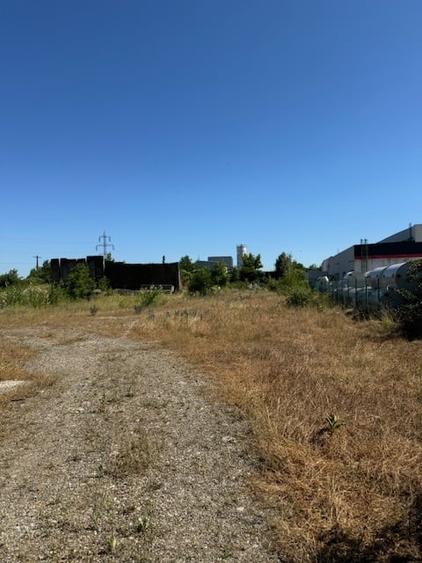 Teren Construcții intravilan de 14740 mp, în Sud-Est
