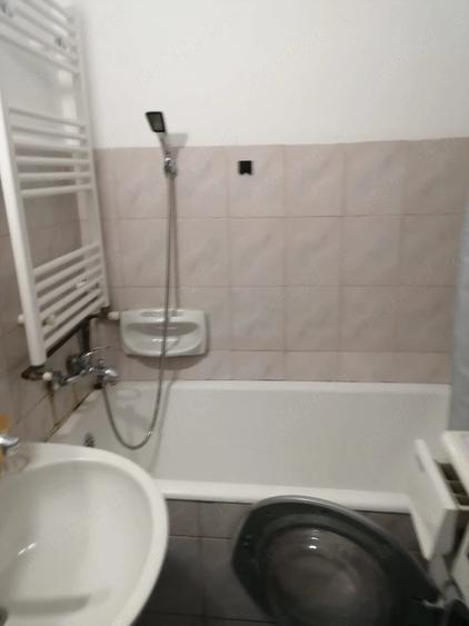Garsonieră semidecomandată în Lunei