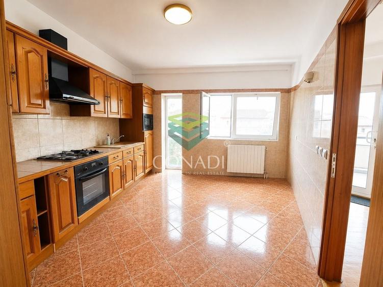 Apartament cu 4 camere semidecomandat, mobilat în Televiziune