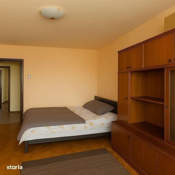 Apartament cu 2 camere decomandat, mobilat în Central — fotografia 2
