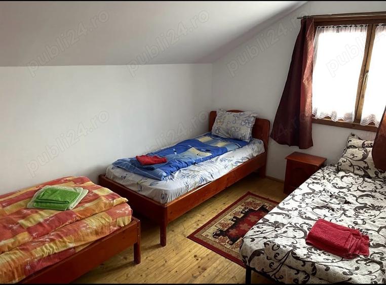 Casă cu 4 camere cu Teren 333 Mp în Mila 23