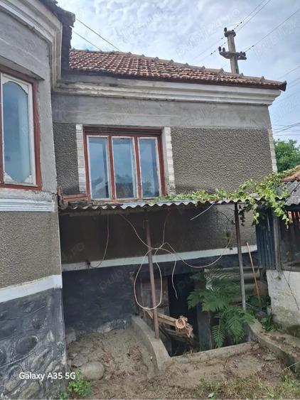 Casă cu Teren 500 Mp în Săcel