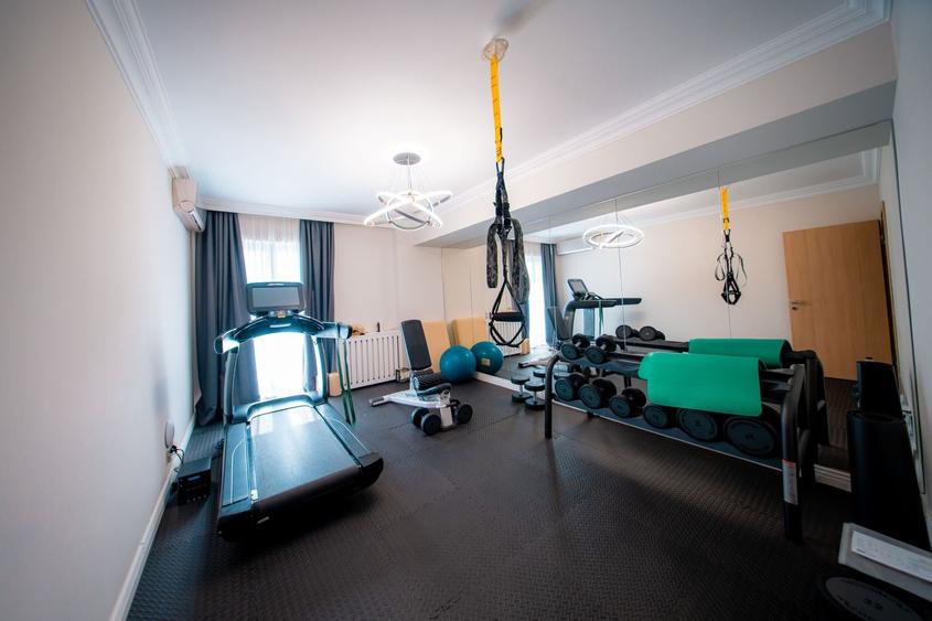 Penthouse cu 6 camere în Floreasca