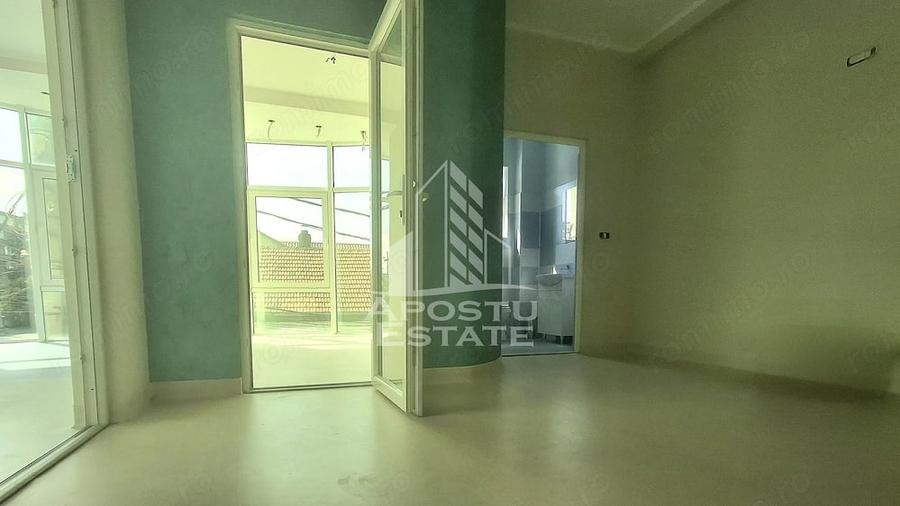 Spațiu comercial, de 70 mp, în Micălaca