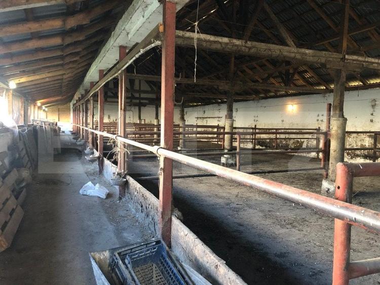 Spațiu industrial, de 2,000 mp, în Exterior Nord