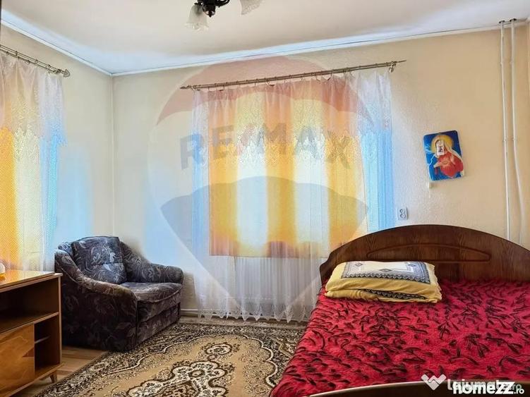 Casă cu 5 camere cu Teren 1056 Mp în Șaru Dornei