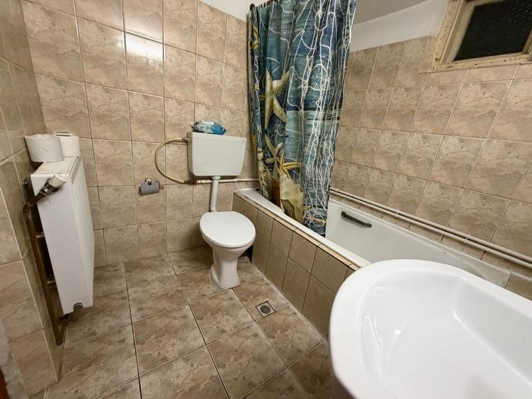 Casă individuală cu 3 camere cu Canalizare în Dragodana