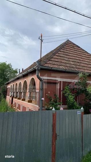 Casă cu 2 camere cu Teren 624 Mp în Deda