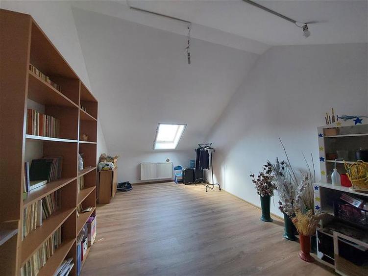 Casă individuală cu 5 camere cu Teren 540 Mp în Sânmihaiu German