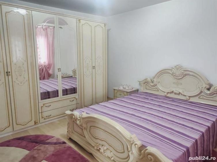 Casă individuală cu 7 camere cu Teren 450 Mp în Brestei