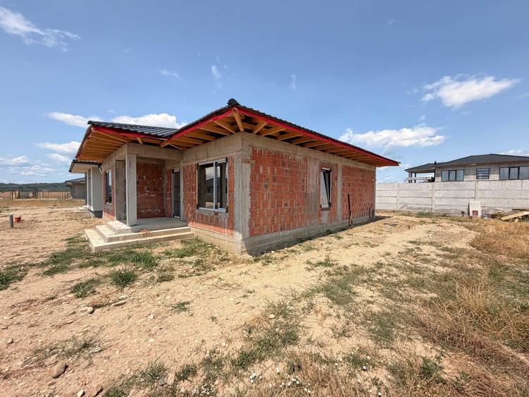 Casă cu 3 camere în Central