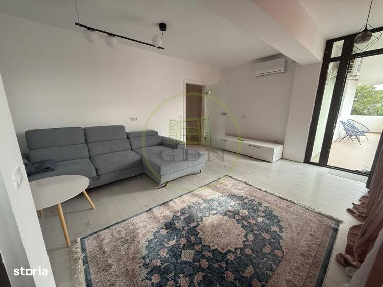 Apartament cu 3 camere decomandat, mobilat în Central