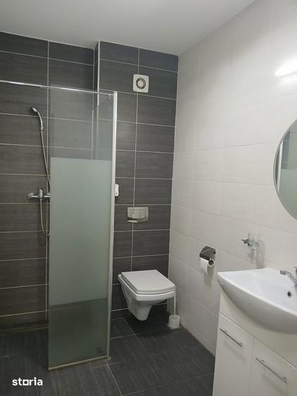 Casă cu 4 camere cu Teren 200 Mp în Ștefănești