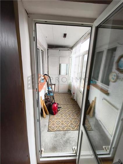 Apartament cu 3 camere decomandat, mobilat în 23 August