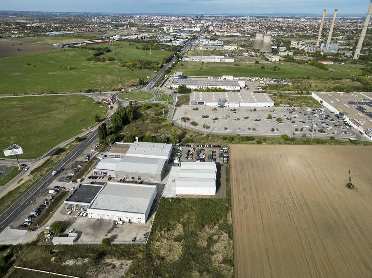 Teren Construcții intravilan de 3045 mp, în Giroc