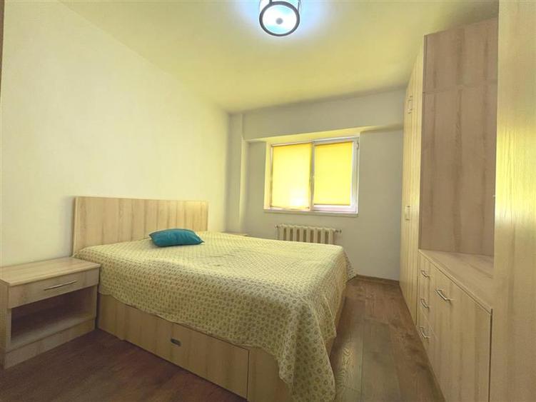 Apartament cu 2 camere decomandat, mobilat în E3