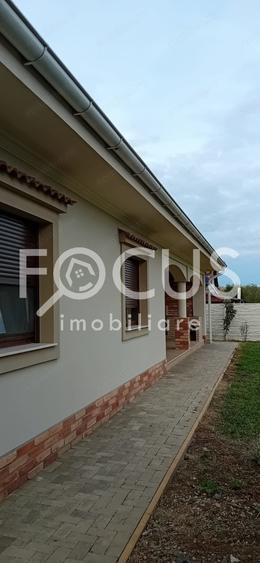 Casă cu 3 camere în Central