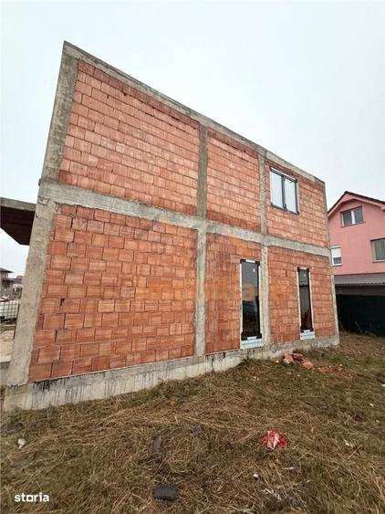 Casă cu 3 camere în Nojorid