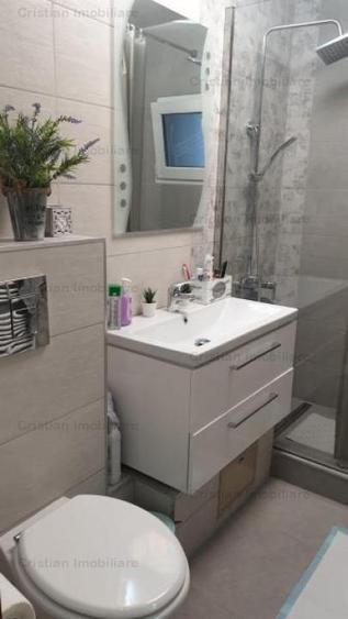 Apartament cu 3 camere decomandat în Buzaului