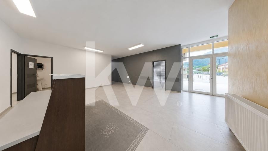 Spațiu comercial, de 229 mp, în Central