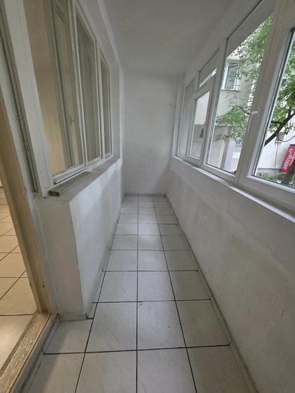 Spațiu comercial, de 64 mp, în Metalurgiei