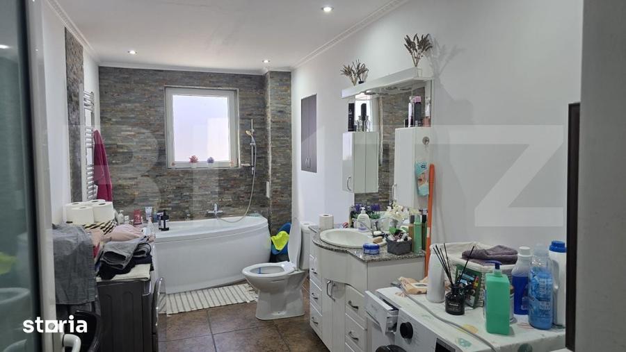 Casă cu 5 camere cu Teren 2800 Mp în Odoreu