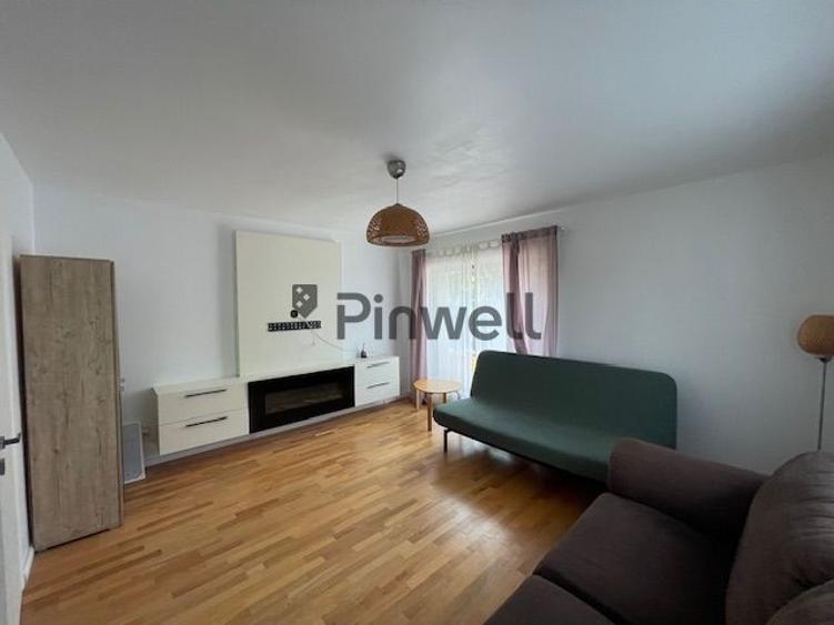 Duplex cu 4 camere cu Canalizare în Odăi